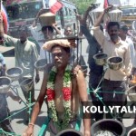 Rajini Fans Offer Prayers